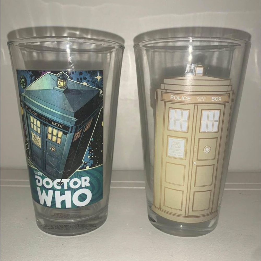 BBC Doctor Who Glasses x2